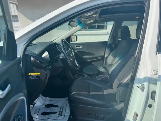 2018 Hyundai Santa Fe Sport 2.4L SE AWD in Cars & Trucks in Calgary - Image 13