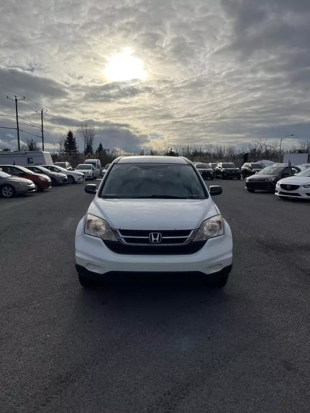 2011 HONDA CR-V LX in Cars & Trucks in West Island - Image 2