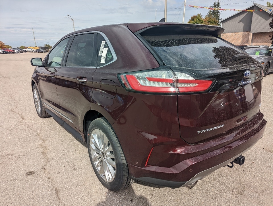  2022 Ford Edge Titanium *301A Titanium Elite, Trailer Tow*