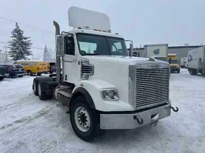 2018 FREIGHTLINER CORONADO;Heavy Duty Trucks - CONVENTIONAL W/O SLEEPER Penske Location 6215 48 ST S...