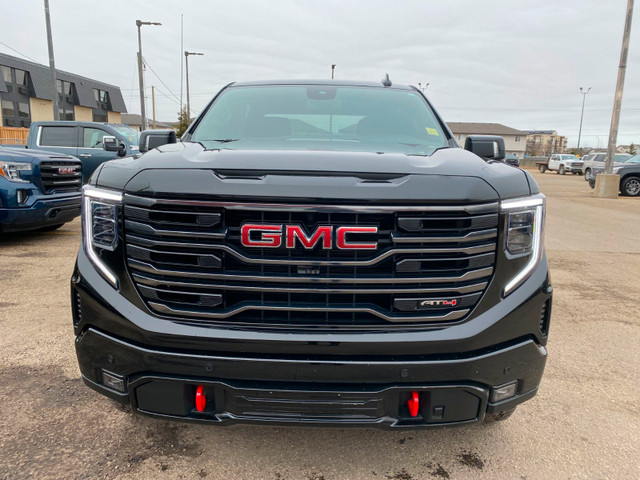 2023 GMC Sierra 1500 AT4 *6.2L V8*Heated & Cooled Leather Seats* in Cars & Trucks in Grande Prairie - Image 2