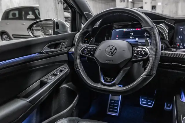 2024 Volkswagen Golf R 2.0T 7Sp at DSG w/Tip 4 Motion * Carplay  in Cars & Trucks in City of Montréal - Image 32