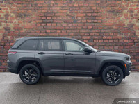 This Jeep Grand Cherokee boasts a Regular Unleaded V-6 3.6 L/220 engine powering this Automatic tran... (image 5)