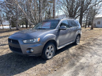 2010 Mitsubishi Outlander LS