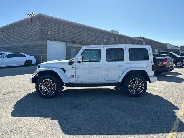 2023 Jeep Wrangler 4xe High Altitude | Sky Top | Leather in Cars & Trucks in Guelph - Image 4