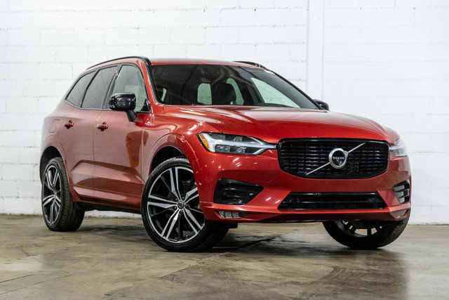2021 Volvo XC60 T6 AWD R-Design | Sièges sport R-Design in Cars & Trucks in City of Montréal