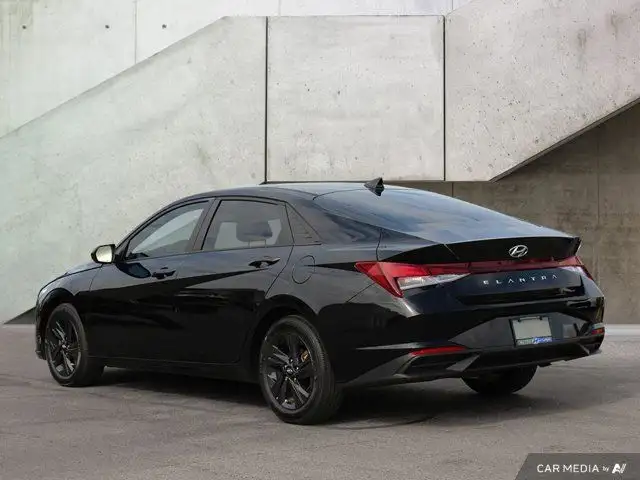 2022 Hyundai Elantra Preferred | NO ACCIDENTS| APPLE CARPLAY63006658010113122