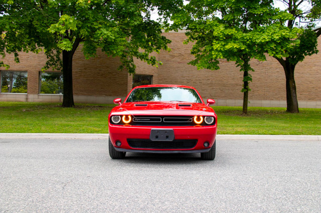 2015 Dodge Challenger SXT RWD in Cars & Trucks in Mississauga / Peel Region - Image 2