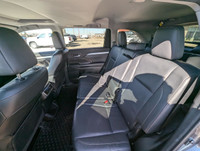 Come finance this vehicle with us. Apply on our website stonebridgeauto.com 2015 Toyota Highlander X... (image 6)