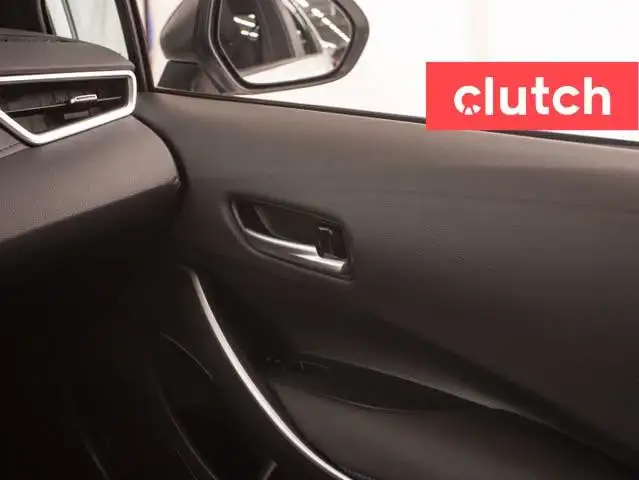 2021 Toyota Corolla SE w/ Apple CarPlay & Android Auto, Heated F dans Autos et camions dans Ottawa - Image 36