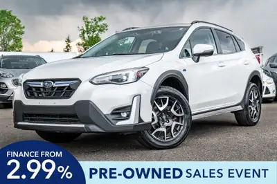 LOW KM! - AWD - Limited HYBRID - Premium LEATHER Interior - Power SUNROOF - NAVIGATION - TOUCHSCREEN...