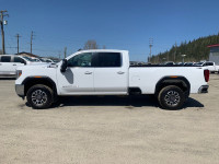 Sierra 3500HD, 4WD, 18" Aluminum Wheels, 6.6L Duramax V8 Turbo Diesel, 10-Speed Automatic Transmissi... (image 1)