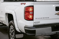 Discover the power and capability of the 2018 Chevrolet Silverado 3500 LT, now available at Southsid... (image 9)