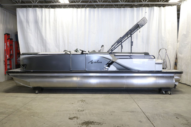 2023 AVALON LSZ 2385 CRB CRUISE REAR BENCH + MERCURY 115 HP in Powerboats & Motorboats in Laurentides - Image 3
