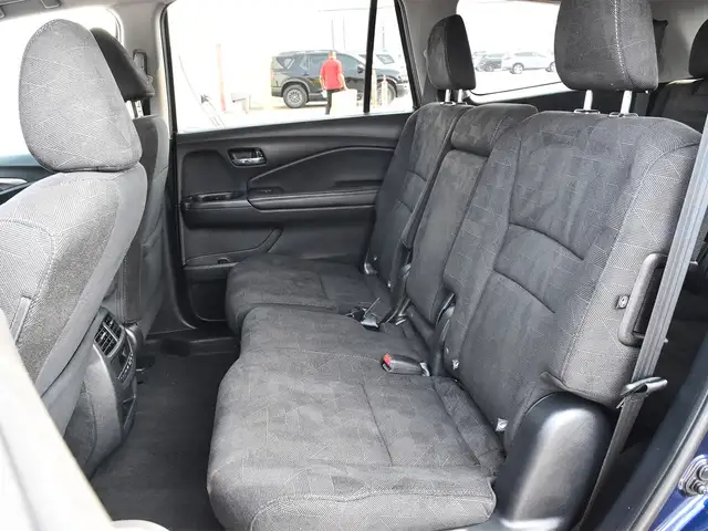 2020 Honda Pilot EX CARPLAY | MOONROOF | HEATED SEATS dans Autos et camions dans Ville de Toronto - Image 16