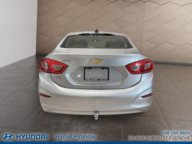 2016 Chevrolet Cruze MANUELLE in Cars & Trucks in Laval / North Shore - Image 4
