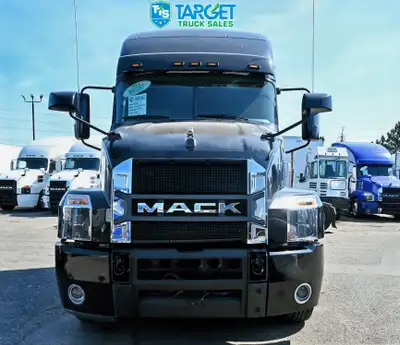 Don’t miss the great deal to own the 2023 Mack Anthem! This powerful truck, in classic black, has ju...
