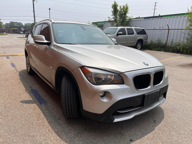 2012 BMW X1 28i AWD, Certified with Warranty, Leather, Roof in Cars & Trucks in Oakville / Halton Region - Image 4