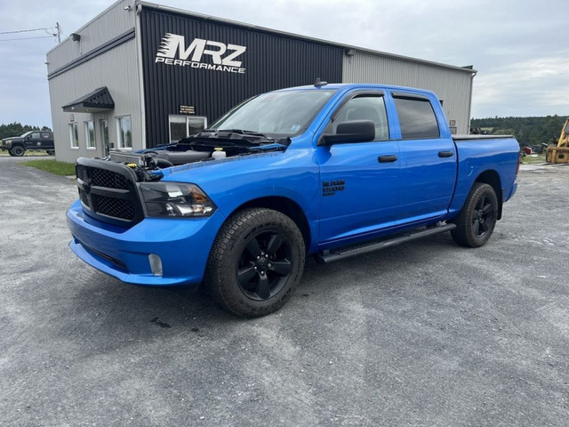 2021 Ram 1500 Classic Crew Cab V6 3.6l Console Sieges Chauffants in Cars & Trucks in St-Georges-de-Beauce - Image 3