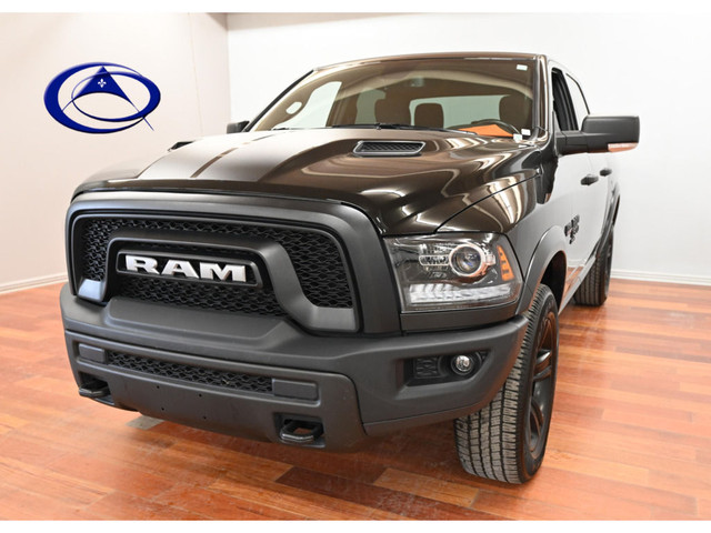  2022 Ram 1500 Classic Warlock 4x4 Crew Cab 5'7 Box in Cars & Trucks in Laval / North Shore - Image 3