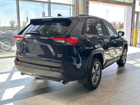 POWER LIFTGATE, SMART DEVICE INTEGRATION, LANE DEPARTURE WARNING Prepare for a ride that prioritizes... (image 9)
