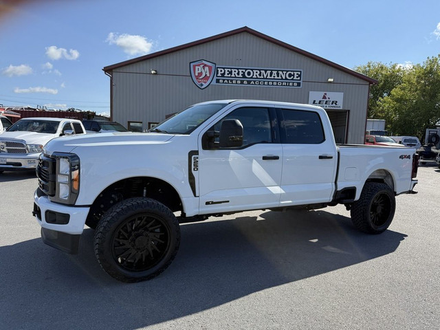 2023 Ford F-250 XLT BDS LIFT/WHEEL/TIRE/LEATHER PKG!! in Cars & Trucks in Belleville - Image 4