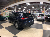SUV ....... XLE PREMIUM WITH LEATHER INTERIOR AND NAVIGATION SYSTEM ......... 2.5 LITER 4-CYLINDER E... (image 4)