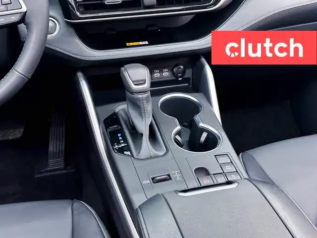 2024 Toyota Highlander Hybrid XLE AWD w/ Apple CarPlay, Heated F in Cars & Trucks in Ottawa - Image 39