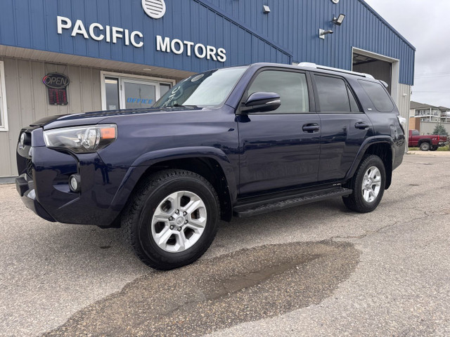 2016 Toyota 4Runner SR5 Premium 4WD in Cars & Trucks in Winnipeg