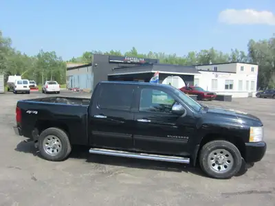 2011 Chevrolet Silverado LT Edition. ONLY $10,995 + HST+ License Fees. This local 1 owner Truck come...