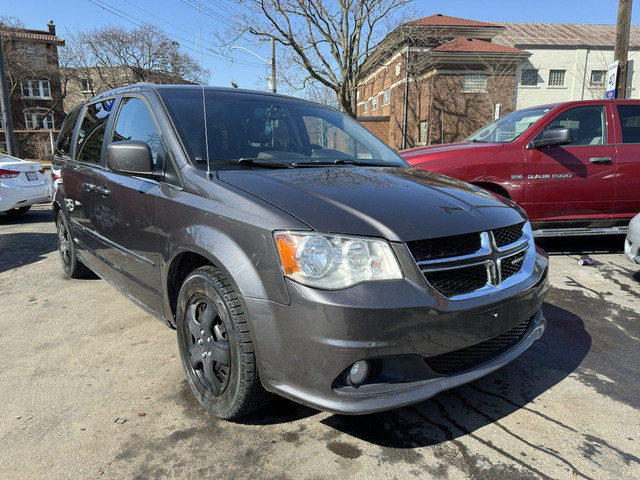 2016 Dodge Grand Caravan 4dr Wgn in Cars & Trucks in Hamilton - Image 3