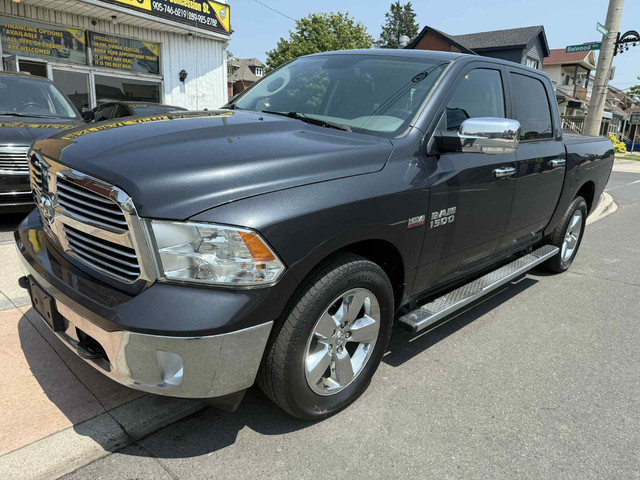 2015 Ram 1500 in Cars & Trucks in Hamilton - Image 3