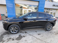 The 2025 Chevrolet Trax LT in Mosaic Black Metallic is a stylish and efficient subcompact SUV. Its s... (image 4)