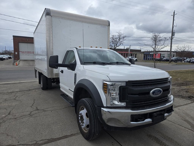 2019 Ford F-550 F-550 - Diesel - Lift Gate in Cars & Trucks in City of Toronto - Image 3