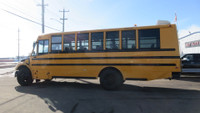 2013 FREIGHTLINER B2 4X2 29 PASSENGER BUS