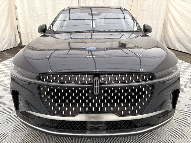 2024 Lincoln Nautilus in Cars & Trucks in Calgary - Image 2