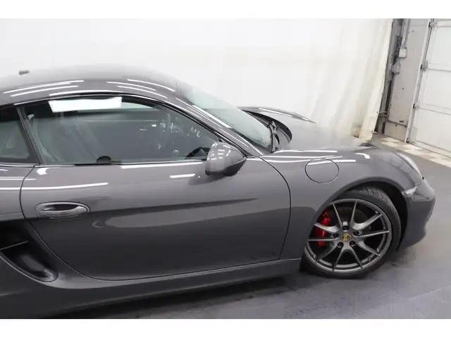 2016 Porsche Cayman GTS, 340 HP, PDK, SPORT EXHAUST, SPORT CHRON in Cars & Trucks in Longueuil / South Shore - Image 16