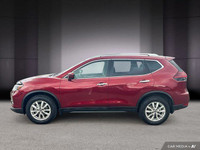 *2018 Nissan Rogue SV | Panoramic Sunroof | 360(0) Camera | Heated Steering* A perfect blend of comf... (image 1)