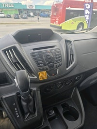 Perfect Auto CLEAN CARFAX - LOW ROOF - 148 WHEEL BASE - 3.7 L GAS - ROOF RACK - SHELVING - PRICE IS... (image 6)