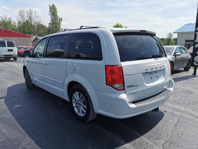 2017 Dodge Grand Caravan SE in Cars & Trucks in Belleville - Image 3