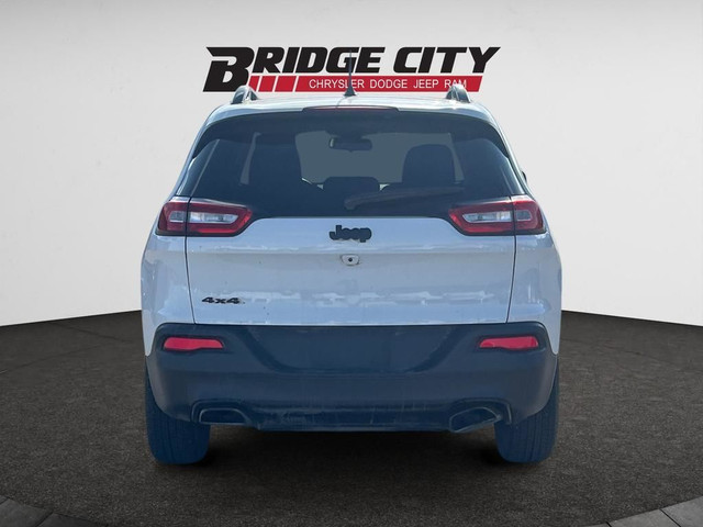 2017 Jeep Cherokee Sport - Bluetooth - Power Windows in Cars & Trucks in Lethbridge - Image 4