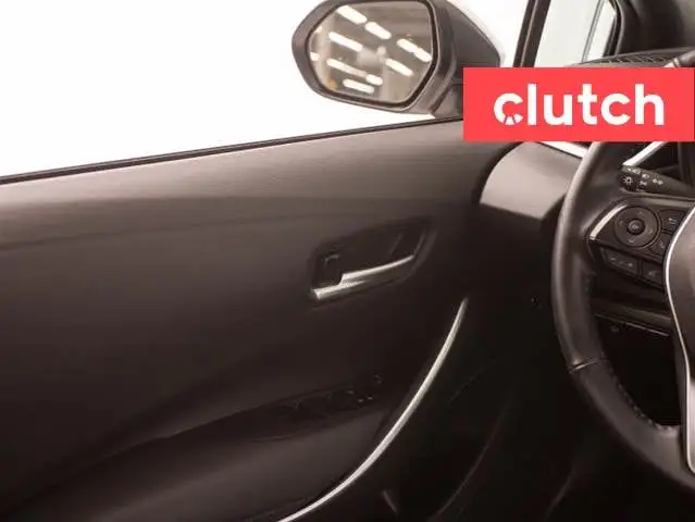 2021 Toyota Corolla SE w/ Apple CarPlay & Android Auto, Heated F dans Autos et camions dans Ottawa - Image 20
