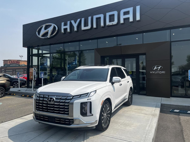 Hyundai Palisade Ultimate Calligraphy 2023 in Cars & Trucks in Lethbridge