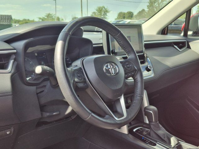 2024 Toyota Corolla Cross LE Premium AWD | Sunroof in Cars & Trucks in Guelph - Image 2