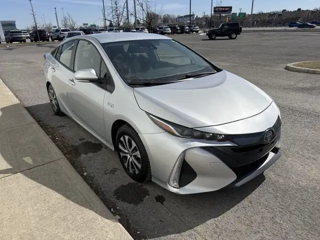 2021 TOYOTA PRIUS PRIME PRIUS PRIME 2021 | BASE | CARPLAY | BANC in Cars & Trucks in Laval / North Shore - Image 3