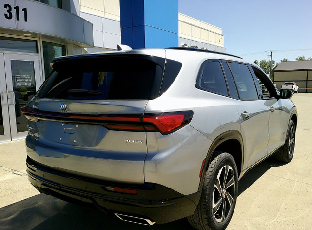 2025 Buick Enclave Sport Touring AWD in Cars & Trucks in Regina - Image 4