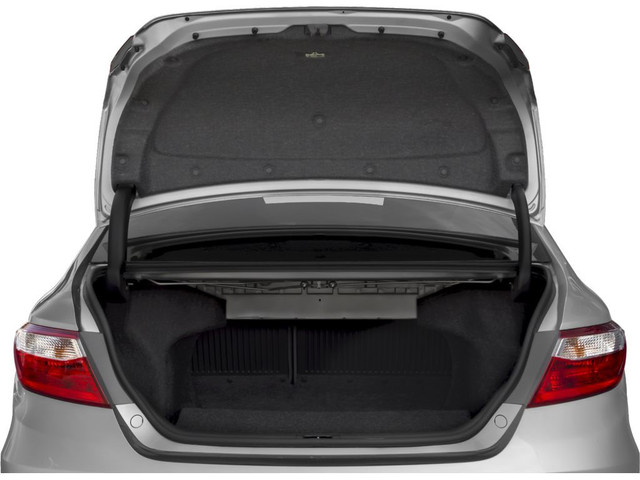 2016 Toyota Camry XLE NAVIGATION | KEYLESS ENTRY | MOONROOF in Cars & Trucks in City of Toronto - Image 2