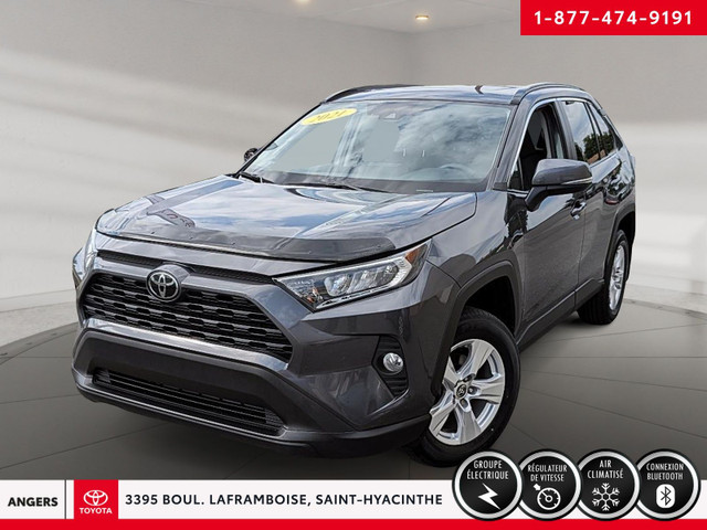 2021 Toyota RAV4 in Cars & Trucks in Saint-Hyacinthe
