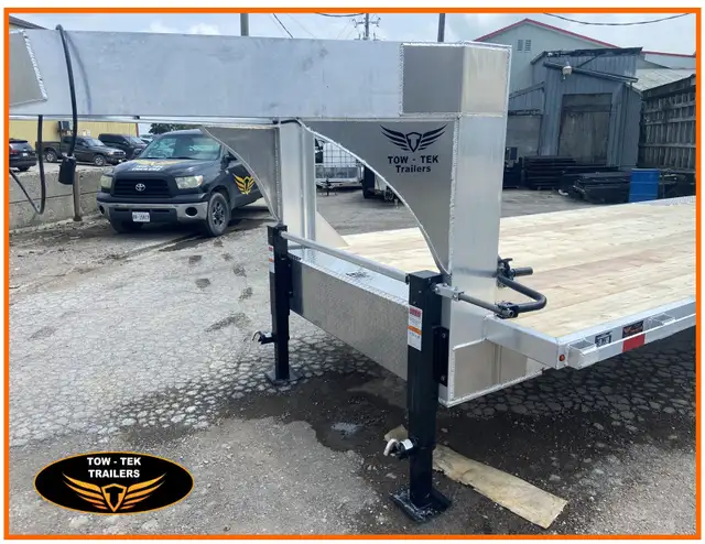 2025 - Tow Tek Tri-axle all aluminum 32'  Gooseneck/5th Wheel  in Cargo & Utility Trailers in Mississauga / Peel Region - Image 4