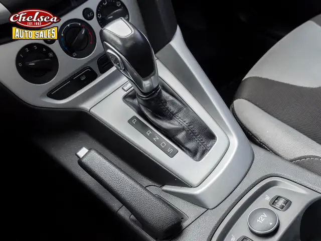 2014 Ford Focus in Cars & Trucks in London - Image 14